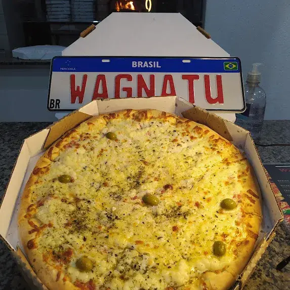 Pizza de 4 Queijos Em SJC Wagnatu Pizzaria